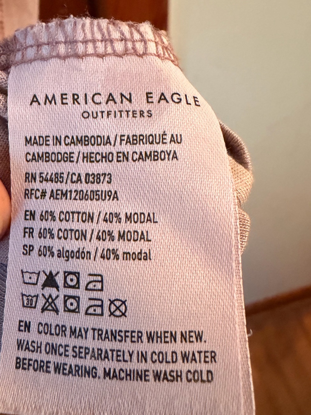 American Eagle SUPERSOFT Women’s Light Pink Tee -xs - Picture 3 of 4